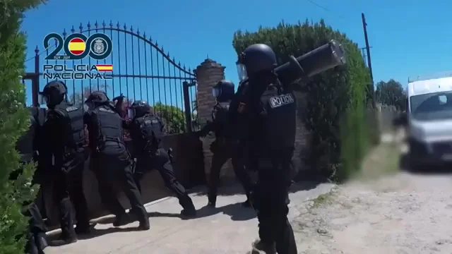 La Policía Nacional desmantela una banda de presuntos narcos en Sevilla La Policía Nacional desmantela una banda de presuntos narcos en Sevilla