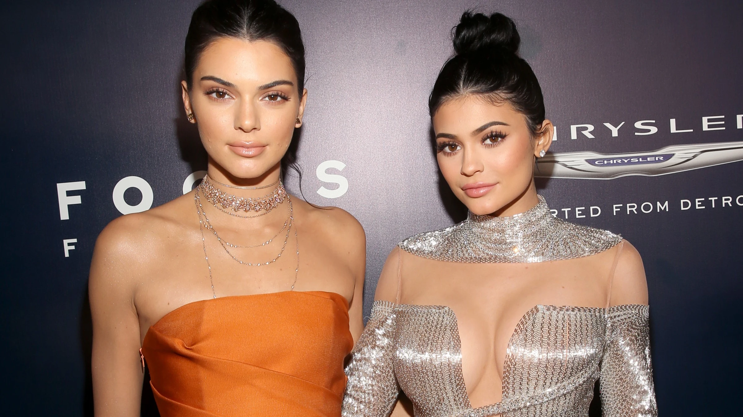 Kendall y Kylie Jenner están en España: Todos los detalles de sus vacaciones en Mallorca Kendall y Kylie Jenner están en España: Todos los detalles de sus vacaciones en Mallorca