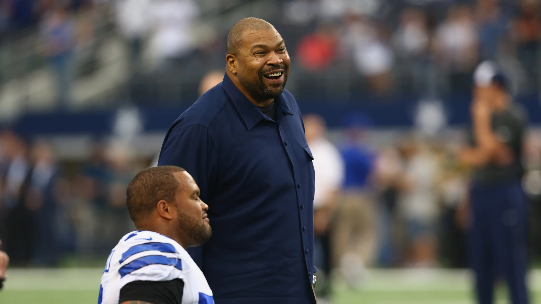 Larry Allen en el AT&T Stadium de los Dallas Cowboys Larry Allen en el AT&T Stadium de los Dallas Cowboys