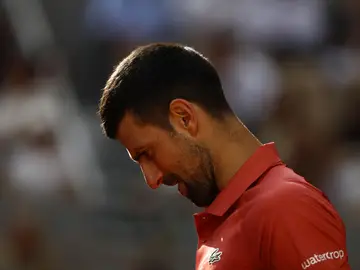 Novak Djokovic durante su partido ante Fran Cerúndolo en Roland Garros Novak Djokovic durante su partido ante Fran Cerúndolo en Roland Garros