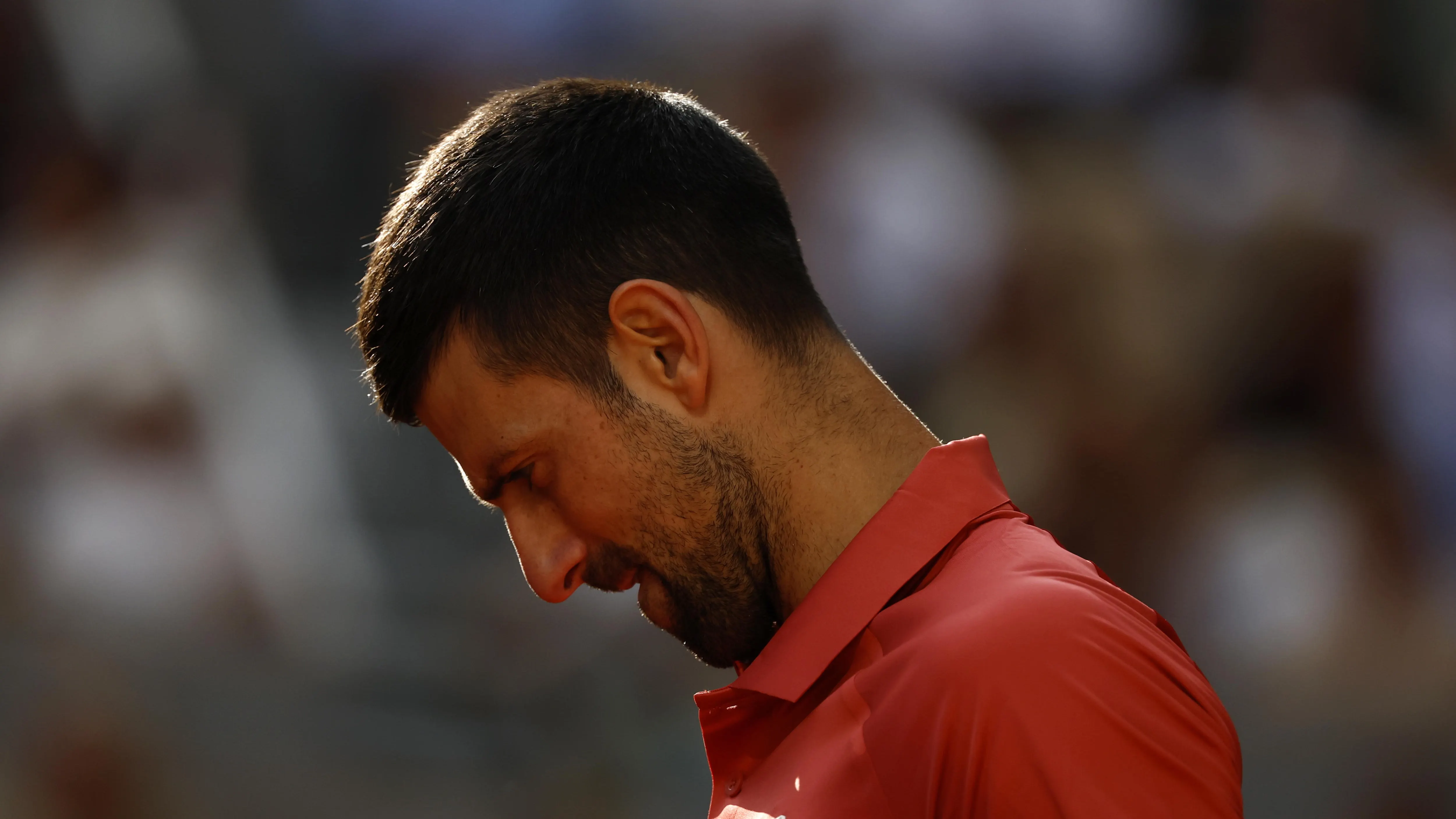 Novak Djokovic durante su partido ante Fran Cerúndolo en Roland Garros Novak Djokovic durante su partido ante Fran Cerúndolo en Roland Garros