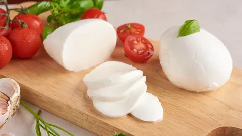 Burrata y tomates Burrata y tomates