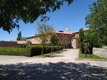 Las monjas de Belorado avisan a la Guardia Civil para que despachen a la comitiva enviada por el Comisario Pontificio