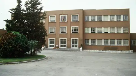 Edificio de la Facultad de Veterinaria de la Universidad Complutense de Madrid Edificio de la Facultad de Veterinaria de la Universidad Complutense de Madrid