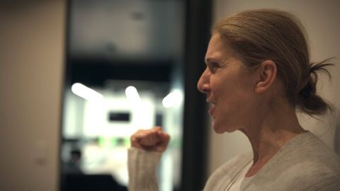 Céline Dion en una escena de su documental
