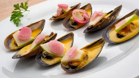Receta de mejillones con salsa bearnesa, de Joseba Arguiñano Receta de mejillones con salsa bearnesa, de Joseba Arguiñano