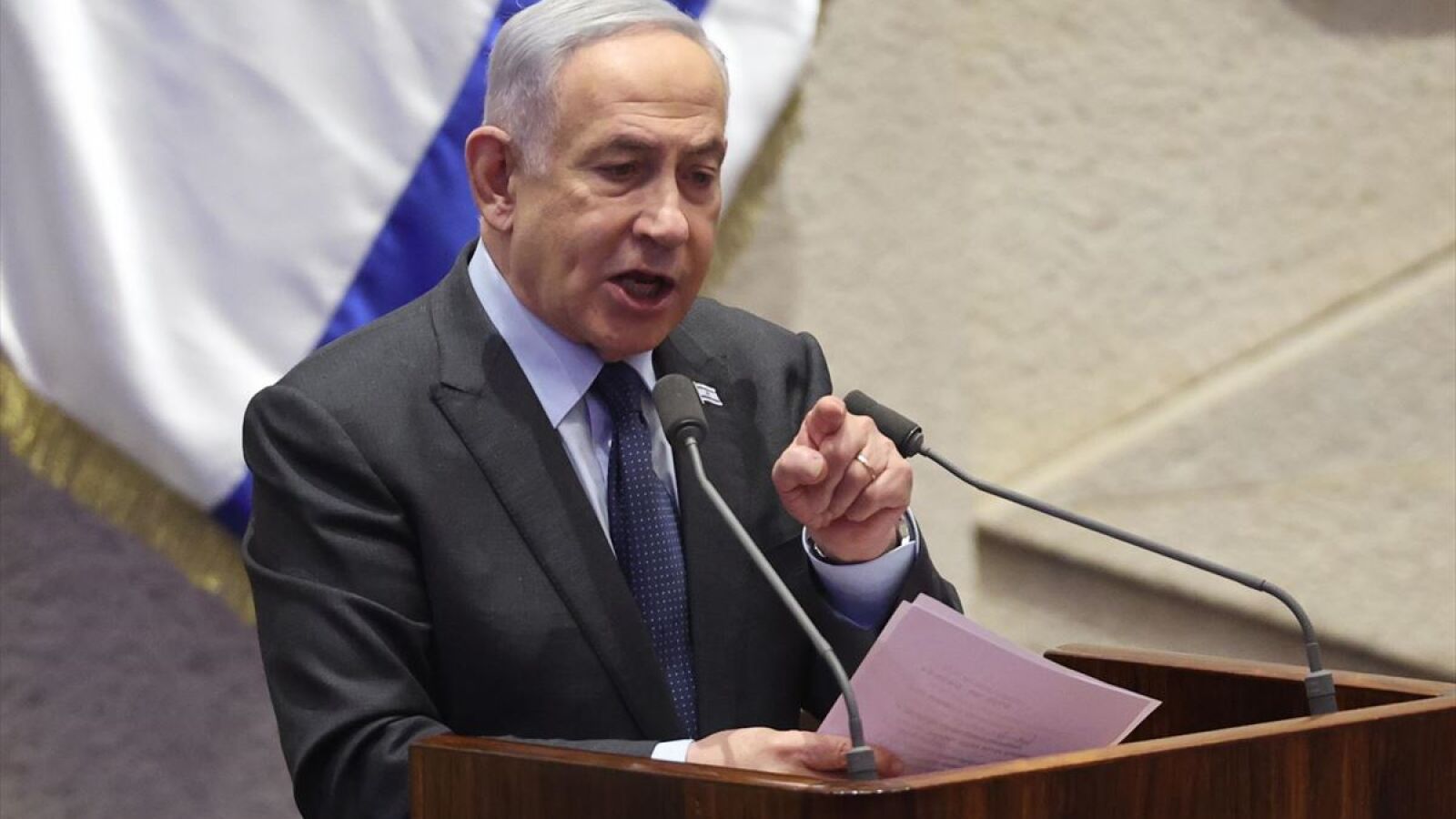 Netanyahu rebaja el tono y dice ahora que debatirá propuesta de tregua en Líbano