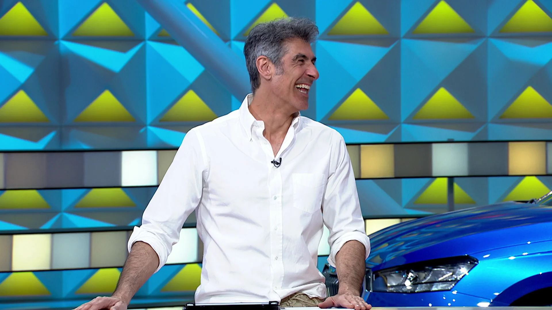 Jorge Fern&aacute;ndez pide perd&oacute;n al equivocarse en una pista en La ruleta de la suerte: &ldquo;Me sonaba raro&rdquo;