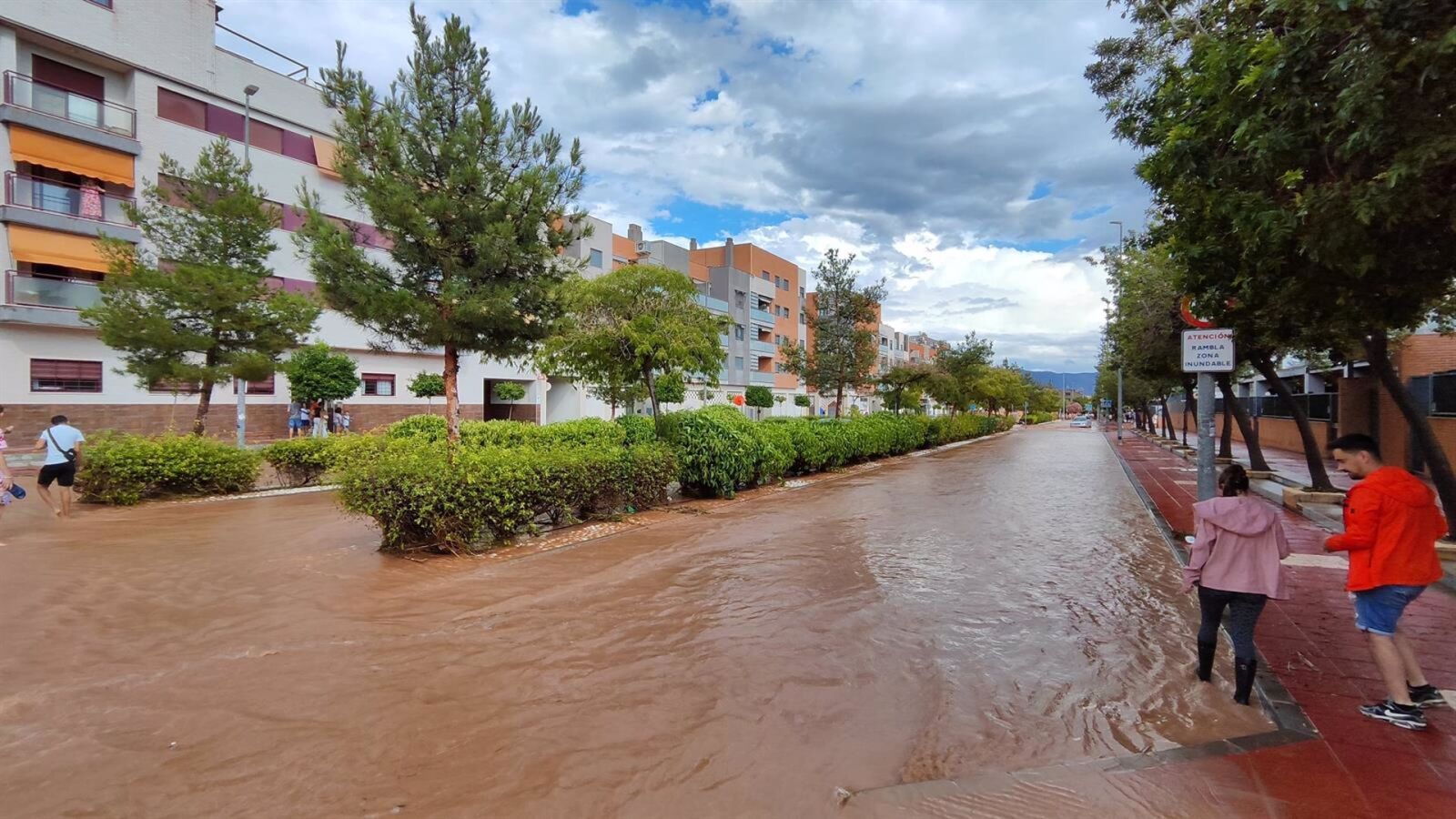 ¿Qué es la supercélula, la reina de las tormentas que inunda Murcia?