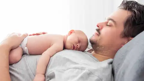 Confirman la contribucion del padre a la microbiota del recien nacido Confirman la contribucion del padre a la microbiota del recien nacido