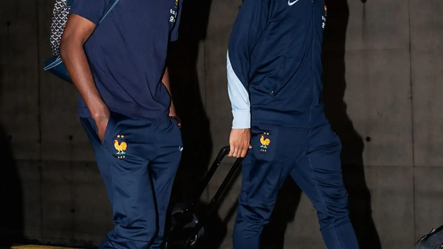 Dembélé (i) junto a Mbappé en la selección francesa Dembélé (i) junto a Mbappé en la selección francesa