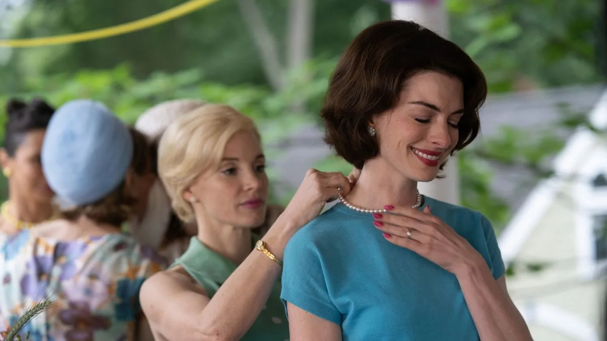 Jessica Chastain y Anne Hathaway en Vidas perfectas Jessica Chastain y Anne Hathaway en Vidas perfectas