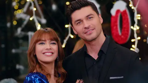 Doğan sorprende a todos al anunciar la boda de Kumru y Ömer con un zasca a Çağatay Doğan sorprende a todos al anunciar la boda de Kumru y Ömer con un zasca a Çağatay