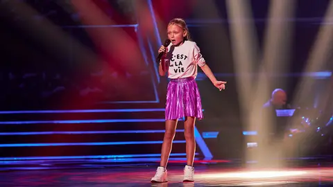 ¡Puro amor en el escenario! Carmen derrocha ternura con un tema de Lady Gaga ¡Puro amor en el escenario! Carmen derrocha ternura con un tema de Lady Gaga