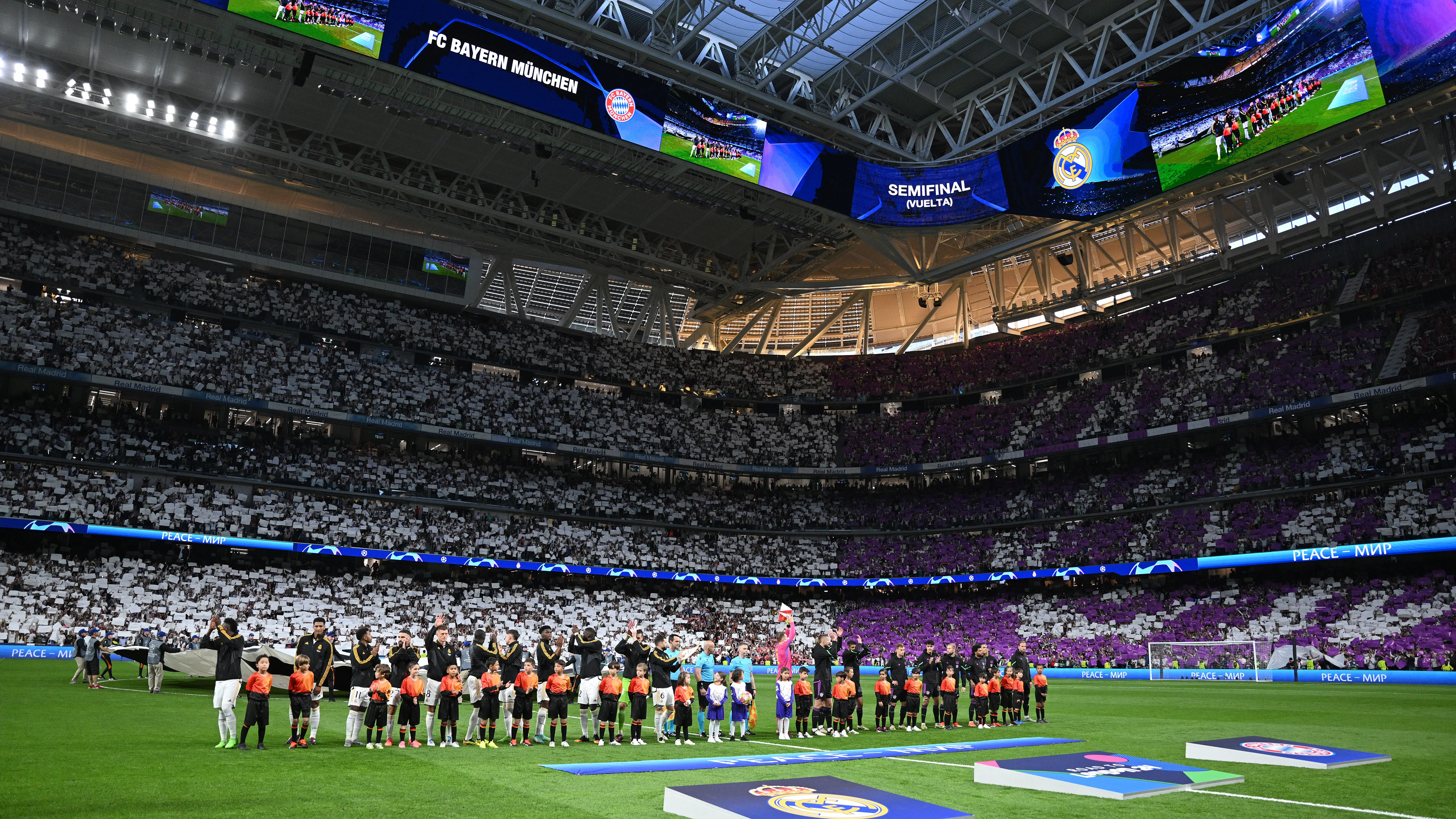 Imagen del Real Madrid - Bayern Múnich en el Bernabéu Imagen del Real Madrid - Bayern Múnich en el Bernabéu