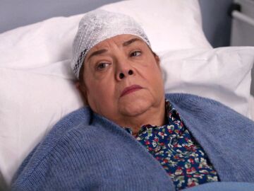 Fatma sufre un accidente y pierde la memoria, &iexcl;no recuerda donde escondi&oacute; el dinero!