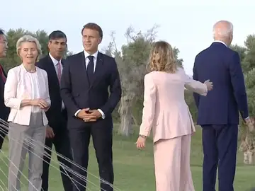 Joe Biden, mirando a otro lado en el G7 Joe Biden, mirando a otro lado en el G7