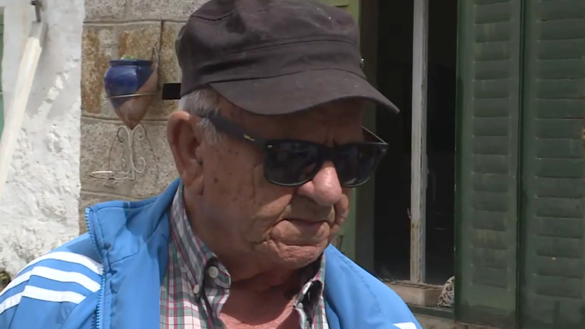 El padre de Jorge, el hombre que ha asesinado presuntamente a su mujer y se ha quitado la vida: "Jodido, bastante" El padre de Jorge, el hombre que ha asesinado presuntamente a su mujer y se ha quitado la vida: "Jodido, bastante"