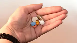 Suplementos en forma de pastilla y cápsula