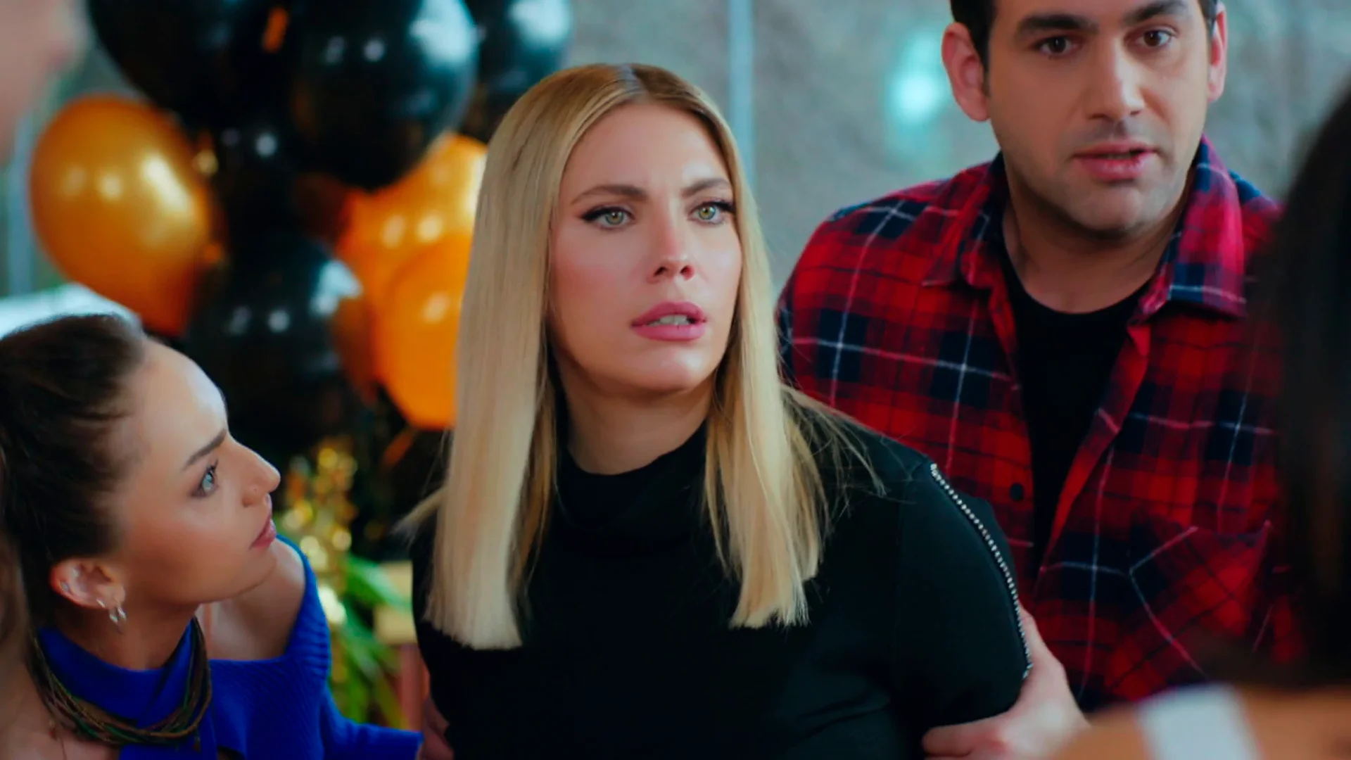 &iexcl;Una pelea delante de todos! Ender y Yildiz estropean la bonita fiesta de despedida de &Ouml;mer