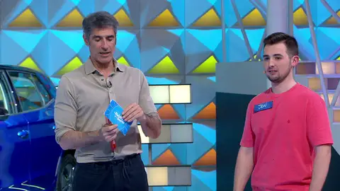 Una 'amplitud' deja a Jon sin el coche de La ruleta de la suerte Una 'amplitud' deja a Jon sin el coche de La ruleta de la suerte
