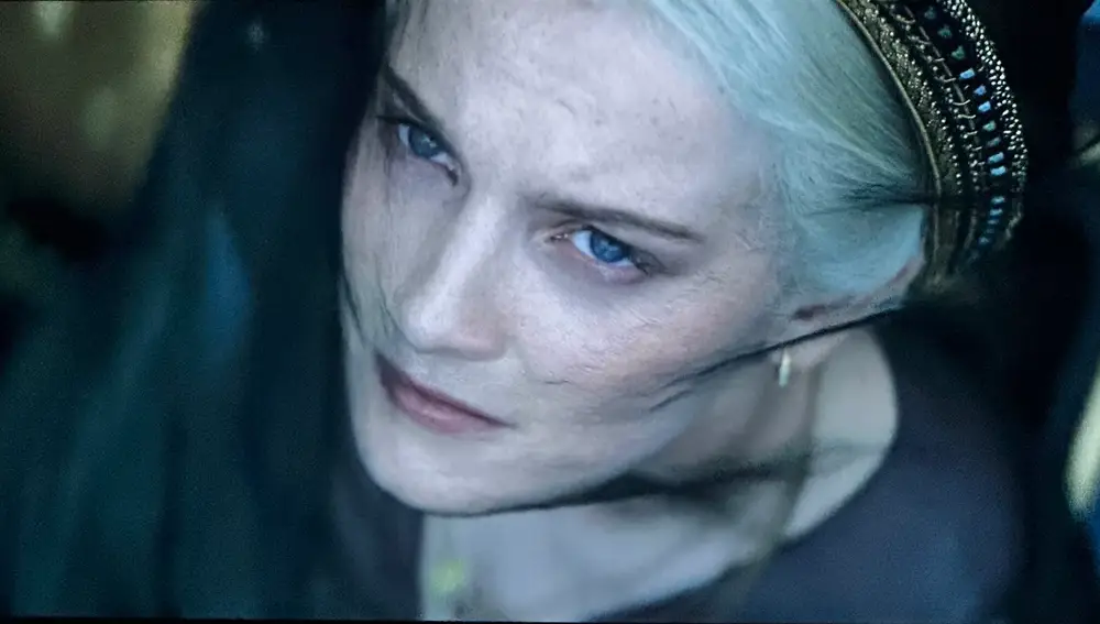 Helaena Targaryen en La Casa del Dragón Helaena Targaryen en La Casa del Dragón