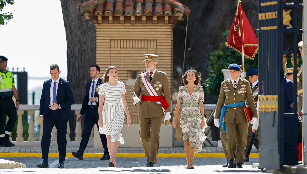 El rey Felipe, la infanta Sofía y la reina Letizia en Zaragoza