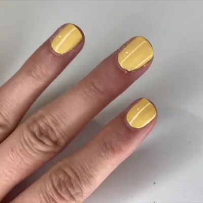 La nueva tendencia en uñas para brillar todo el verano, butter nails. No te lo puedes perder
