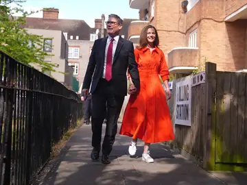 El líder del Partido Laborista, Sir Keir Starmer y su esposa Victoria Starmer El líder del Partido Laborista, Sir Keir Starmer y su esposa Victoria Starmer