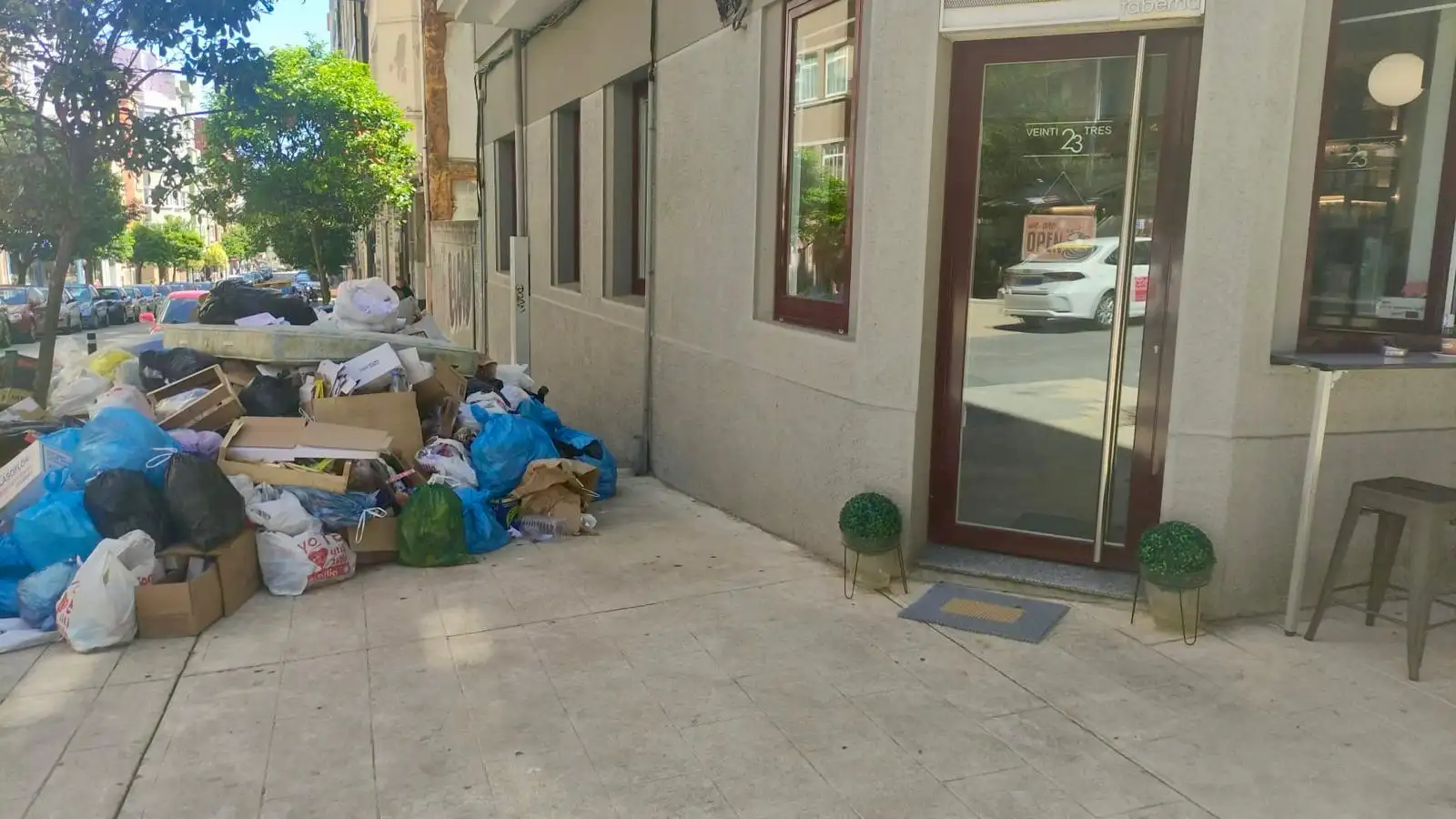 Huelga del servicio de recogida de la basura Huelga del servicio de recogida de la basura