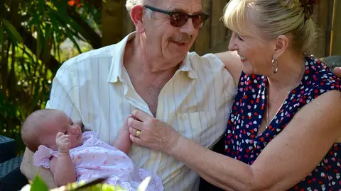 Los abuelos suecos disfrutarán de permiso retribuido para el cuidado de sus nietos