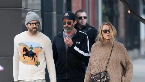 Ryan Raynolds, Blake Lively y Hugh Jackman Ryan Raynolds, Blake Lively y Hugh Jackman