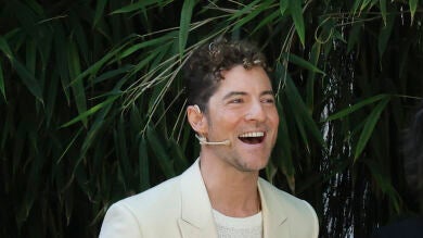 David Bisbal le explica a su hijo Matteo por qué sus amigos le conocen: 