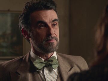 Alfonso invita a cenar a Amedeo Ferri y Antonio recibe una peligrosa amenaza