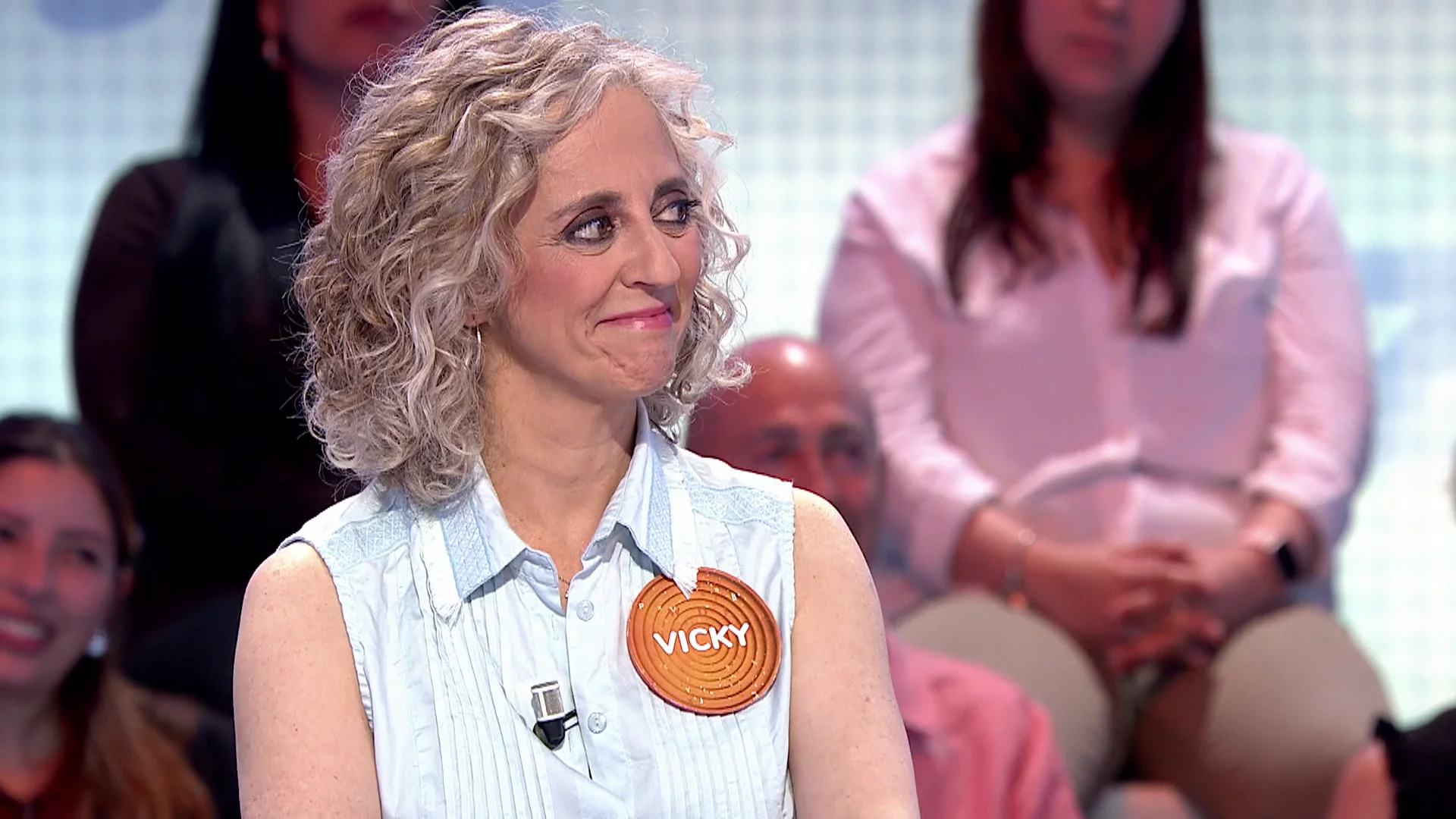 Vicky advierte a Roberto Leal sobre las pasiones que levanta en Burgos: “Dicen que eres muy guapo” Vicky advierte a Roberto Leal sobre las pasiones que levanta en Burgos: “Dicen que eres muy guapo”