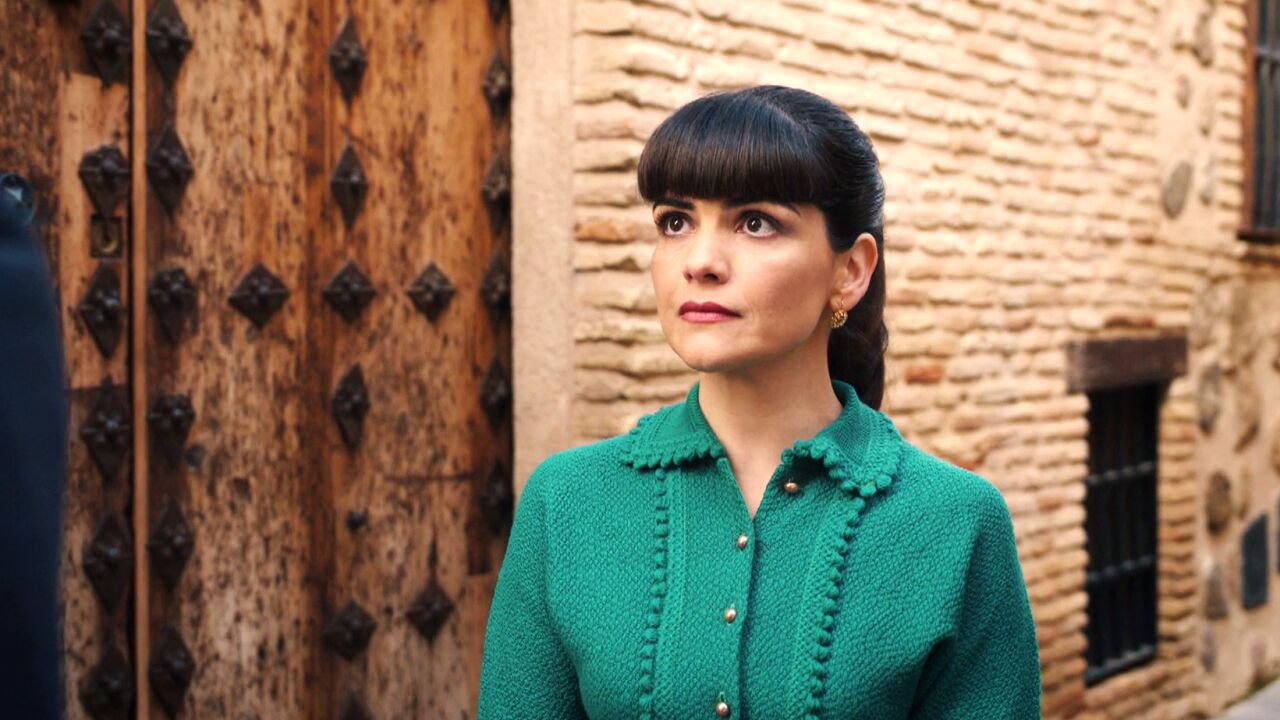 Ernesto no deja tranquila a Gema y va hasta Toledo en su busca
