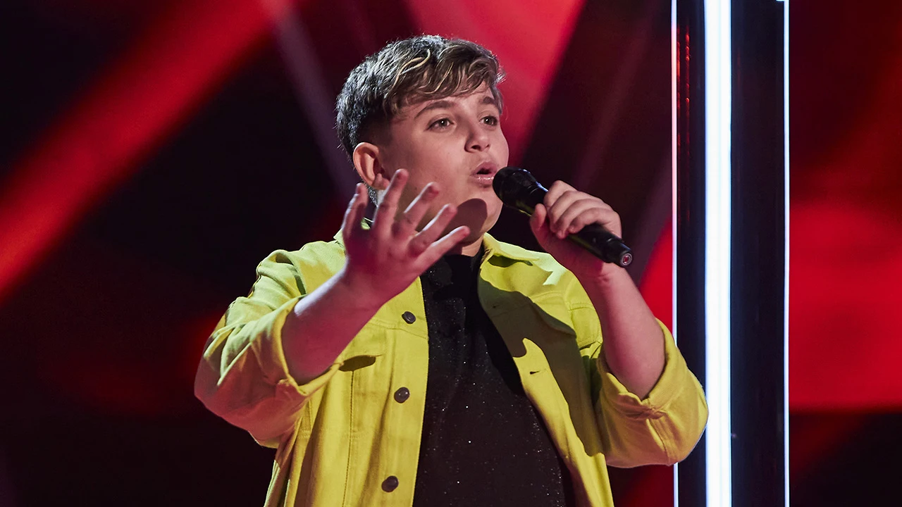Rafael canta por Lola Flores y emociona a Rosario al versionar ‘A tu vera’