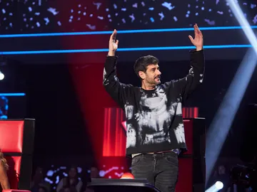 Melendi consigue callar el plató de La Voz Kids para cantar ‘Tu jardín con enanitos’ Melendi consigue callar el plató de La Voz Kids para cantar ‘Tu jardín con enanitos’