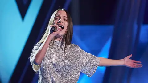 Vera ilumina el plató de La Voz Kids con una complicada versión de ‘Rise up’ Vera ilumina el plató de La Voz Kids con una complicada versión de ‘Rise up’