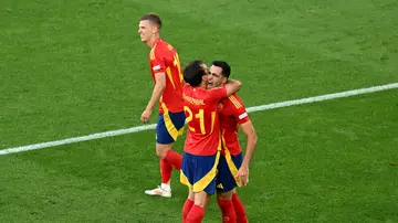 Merino, Oyarzabal y Olmo celebran el 2-1 de España a Alemania en los cuartos de la Eurocopa 2024
