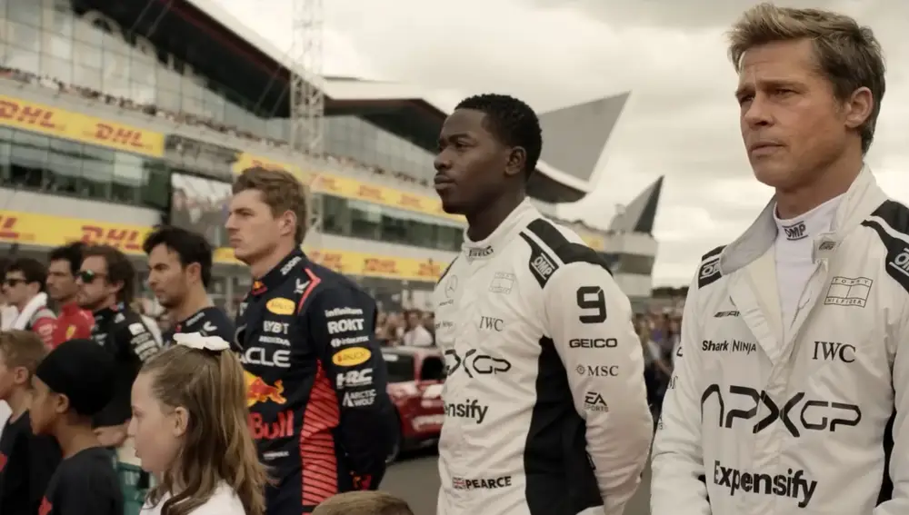 Brad Pitt junto a pilotos de la Fórmula 1 en su nueva película Brad Pitt junto a pilotos de la Fórmula 1 en su nueva película