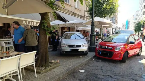 Imagen del accidente de tráfico provocado por un nonagenario en Vigo. Imagen del accidente de tráfico provocado por un nonagenario en Vigo.