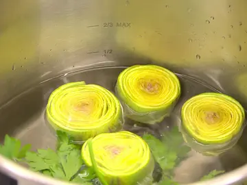 ¿Qué hace Arguiñano para mantener el verde de las alcachofas sin añadir limón? ¿Qué hace Arguiñano para mantener el verde de las alcachofas sin añadir limón?