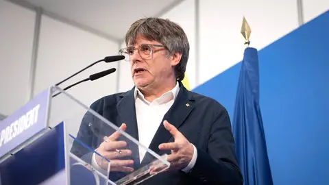 Puigdemont recurre la decisión de Llarena de no amnistiar la malversación y le acusa de "ignorar arbitrariamente" la ley Puigdemont recurre la decisión de Llarena de no amnistiar la malversación y le acusa de "ignorar arbitrariamente" la ley