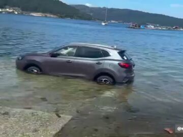 Los sitios de Galicia en los que no debes aparcar tu coche si no quieres que se lo lleve la marea