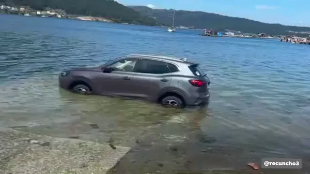 Los sitios de Galicia en los que no debes aparcar tu coche si no quieres que se lo lleve la marea Los sitios de Galicia en los que no debes aparcar tu coche si no quieres que se lo lleve la marea