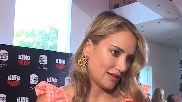 Alba Carrillo en un evento de Burger King Alba Carrillo en un evento de Burger King