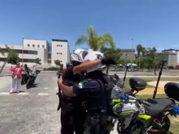 El vídeo de despedida al policía local de Jerez