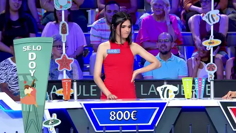 ¡Rocío pierde 800 euros por caer en el ‘gajo’ ‘se lo doy’ pero continúa jugando el panel para recuperarse! ¡Rocío pierde 800 euros por caer en el ‘gajo’ ‘se lo doy’ pero continúa jugando el panel para recuperarse!