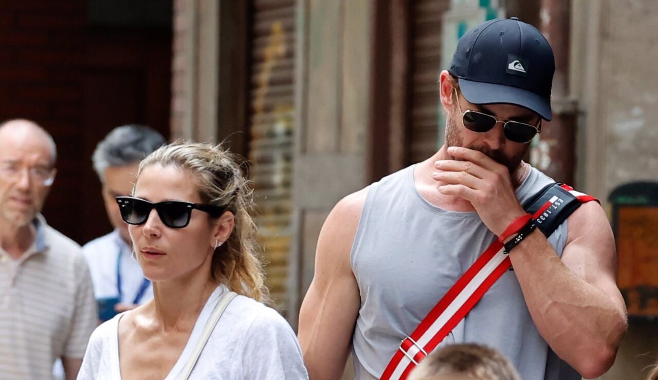 Elsa Pataky y Chris Hemsworth con su familia en Madrid